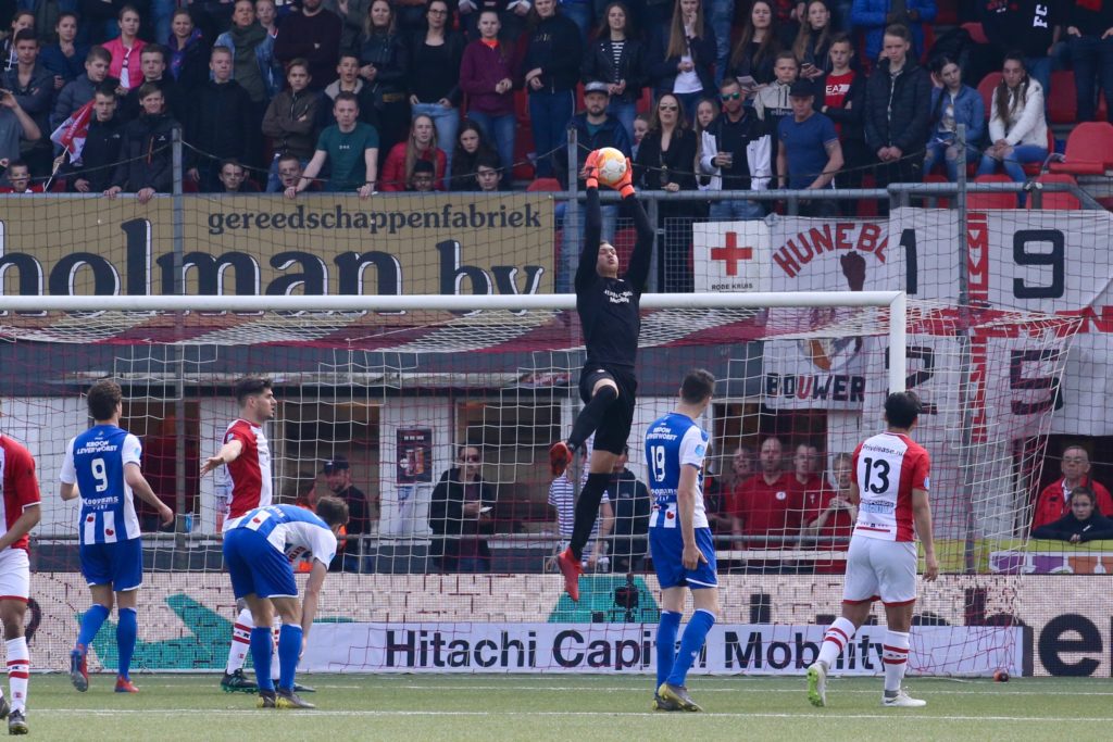 FC Emmen - PEC Zwolle - 7 april 2019 - scherpen