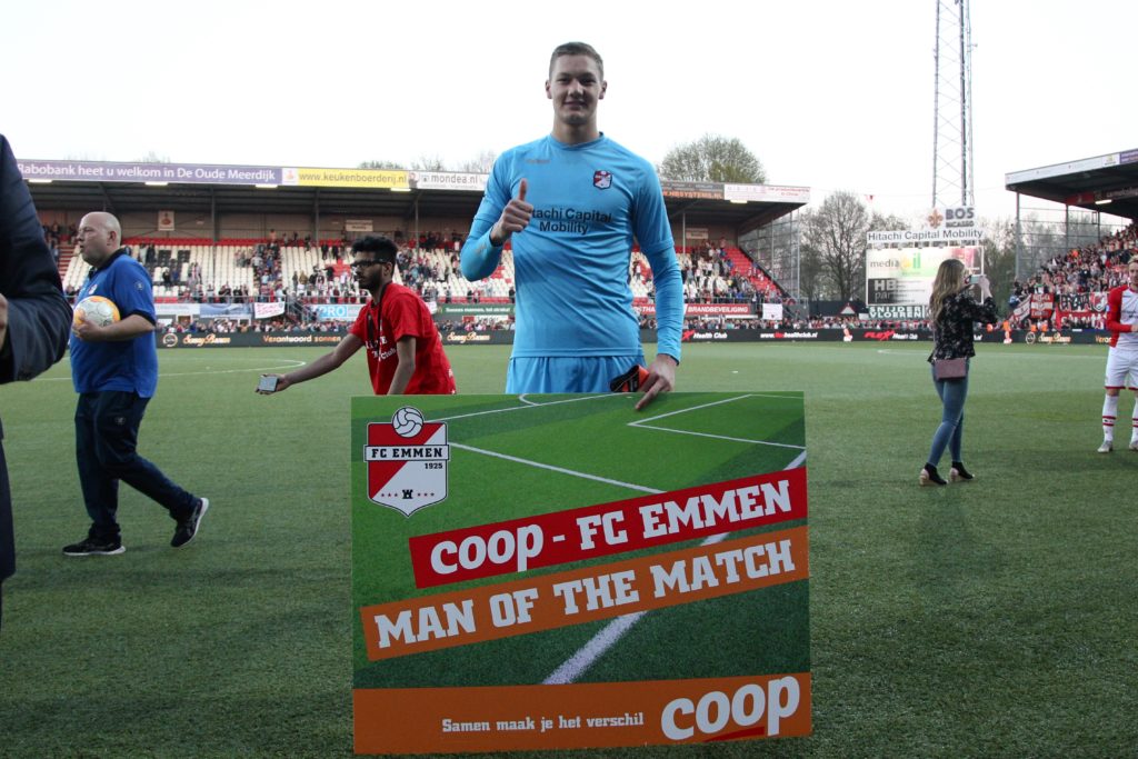 FC Emmen - FC Utrecht - 20 april 2019 - scherpen coop