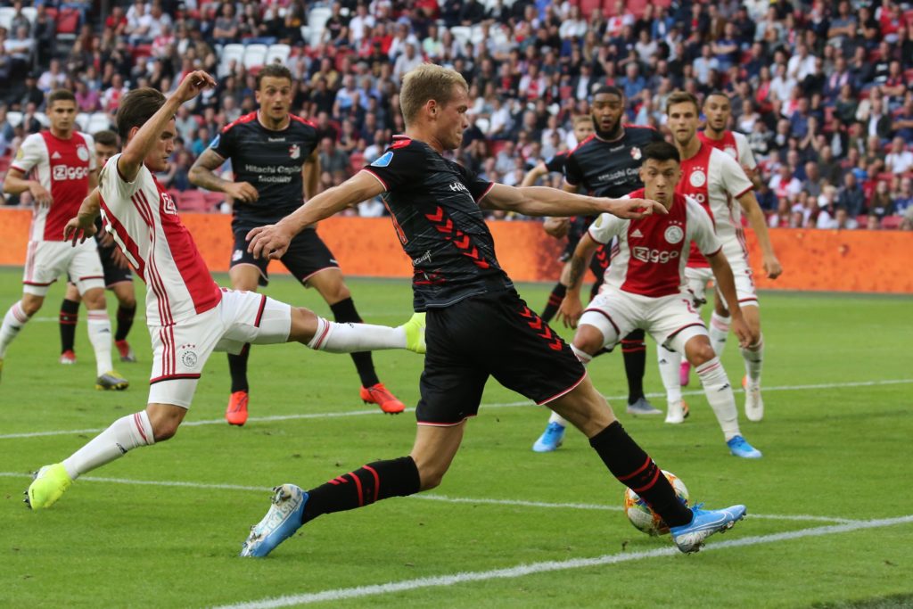 Ajax - FC Emmen - 10 augustus 2019 (5-0) - laursen
