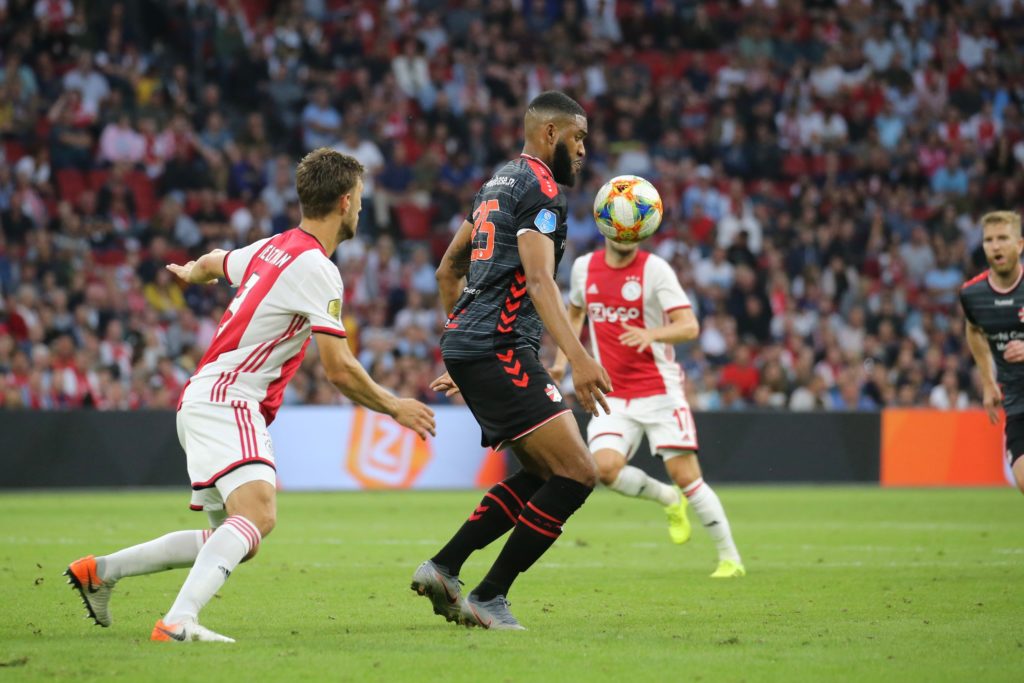 Ajax - FC Emmen - 10 augustus 2019 (5-0) - arias